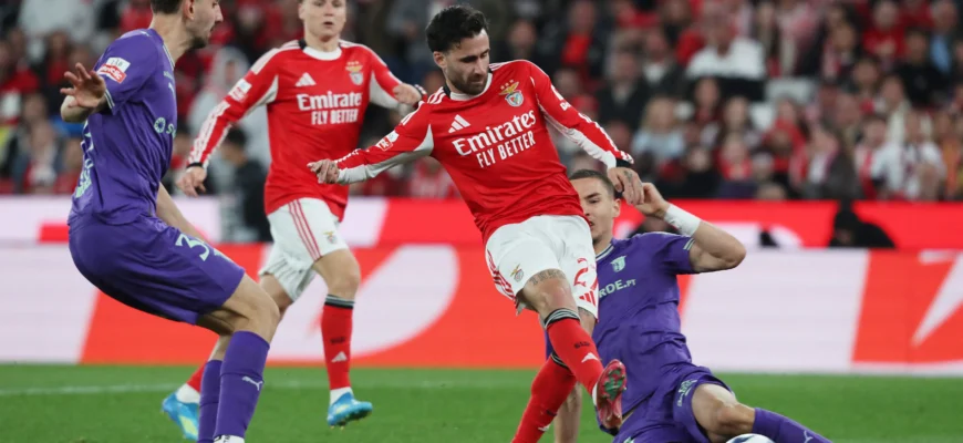 Benfica yana mag'lubiyatsiz, qo'shimcha daqiqalarda durang