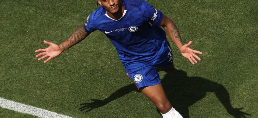 Chelsi Pedroni "Barselona"ga sotishdan bosh tortdi — Daily Mail