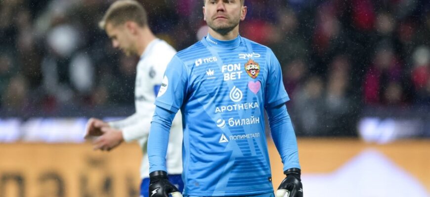 Igor Akinfeev: Aleksandr Bubnov kar'yerani yakunlashni maslahat berdi