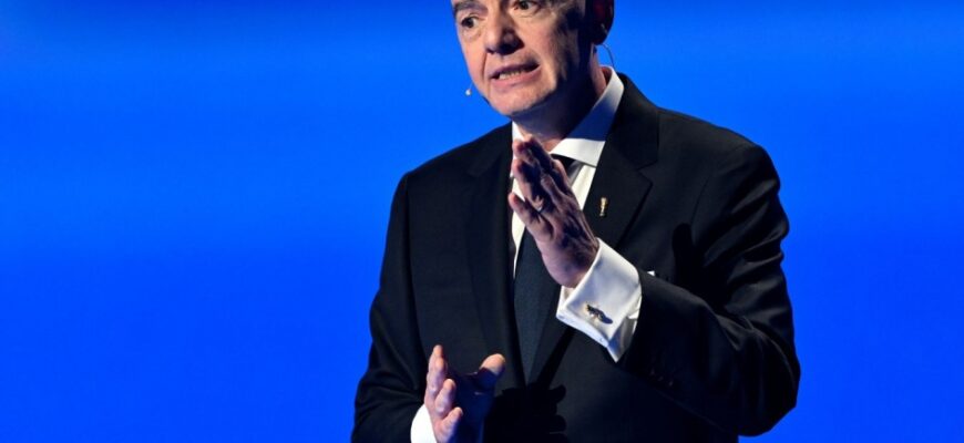 Infantino JCh-2026 biletlarining qimmatligi sababini tushuntirdi