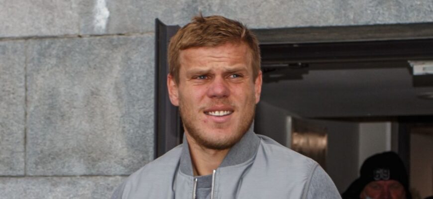 Kokorin agenti: Aleksandr faoliyatni yakunlashni muhokama qilmadi
