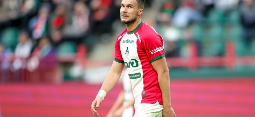 Komlichenko o'rniga "Lokomotiv" yangi hujumchi izlaydimi?
