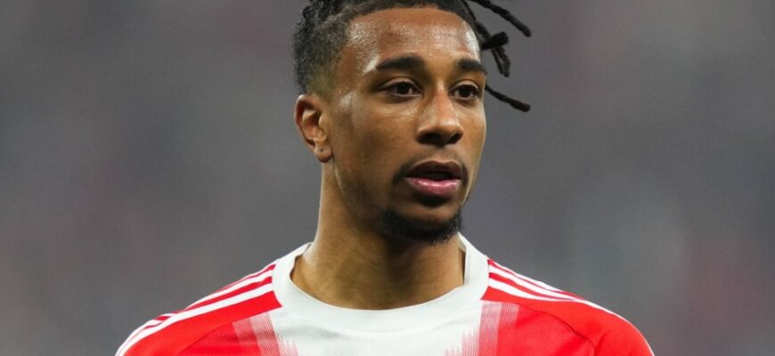 Maykl Olise 2025/2026 Bundesliga Eng Yaxshi Futbolchisi