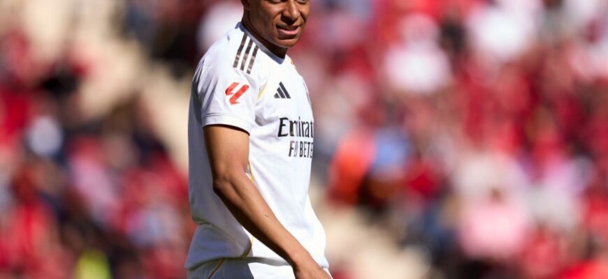 Mbappe va Peres: Shoshilinch uchrashuv! Real rahbarini futbolchi bezovta qilmoqda!