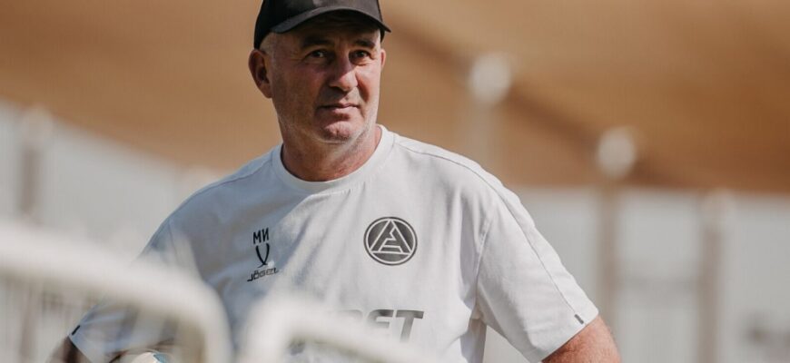 Murat Iskakow "Akron" bosh murabbiyi lavozimini tark etmoqda