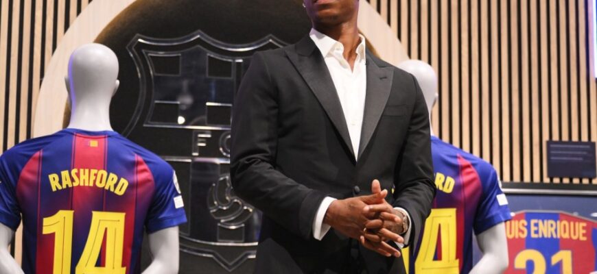 Rashford "Barselona"da qolishga intiladi, Gordon transferi uni bezovta qilmaydi