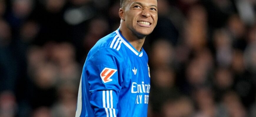 Real Madrid: Arbeloa Mbappe noroziligi haqidagi mish-mishlarga javob berdi