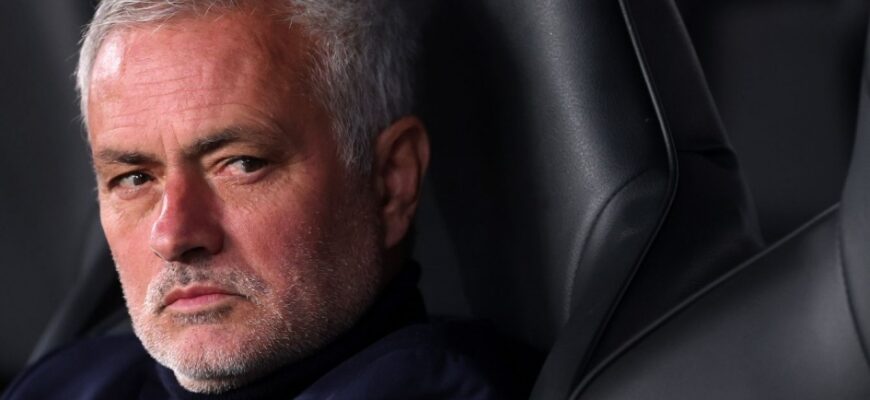 Real Madrid: Mourinyo uchun "Benfika"ga 15 mln yevro