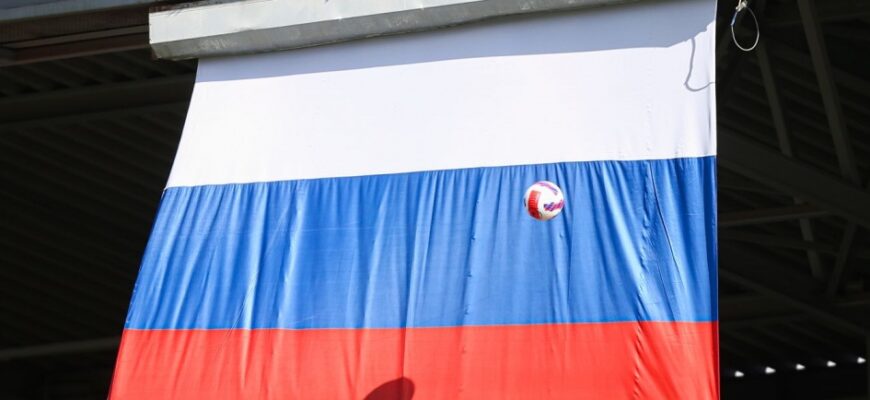 Rossiya — Burkina-Faso: "Korni" guruhi va futbol afsonalari festivali