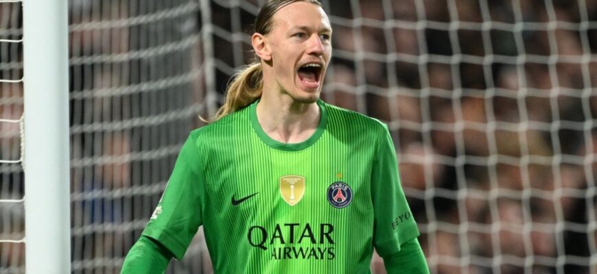 Safonov PSJ darvozaboni Marin debyutiga munosabat bildirdi