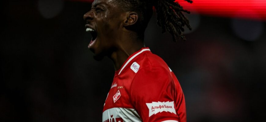 Spartak himoyachisi Voo jahon futbolidagi sevimli o'yinchilarini aytdi