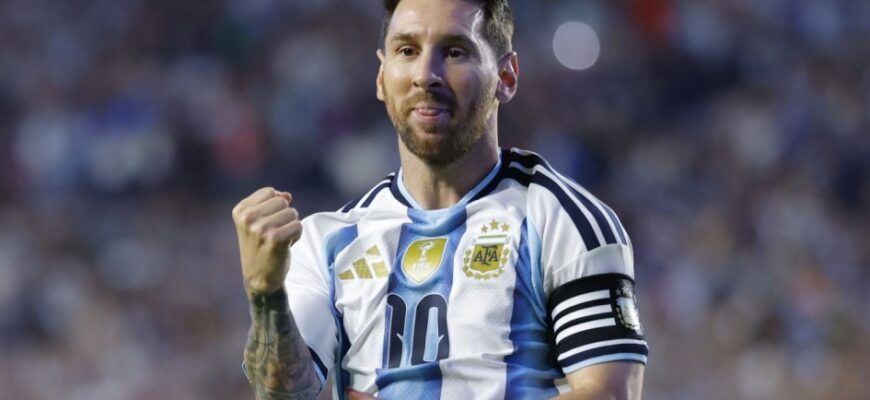 Ernan Krespo Messi va Maradonani taqqoslash haqida gapirdi