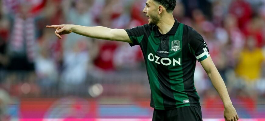 Lovchev: Spertsyan Saudiya Arabistoniga o'tishi futbolga xiyonat emas.