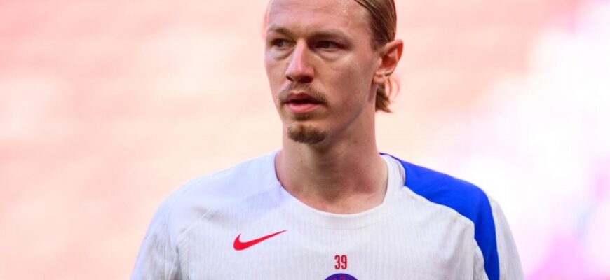 Matvey Safonov Marina Kondratyuk bilan to'y marosimiga bag'ishlangan post joyladi