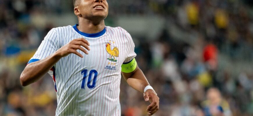 Mbappe Jahon chempionatlarida Klosega yetib oldi. Messiga ikki gol qoldi.