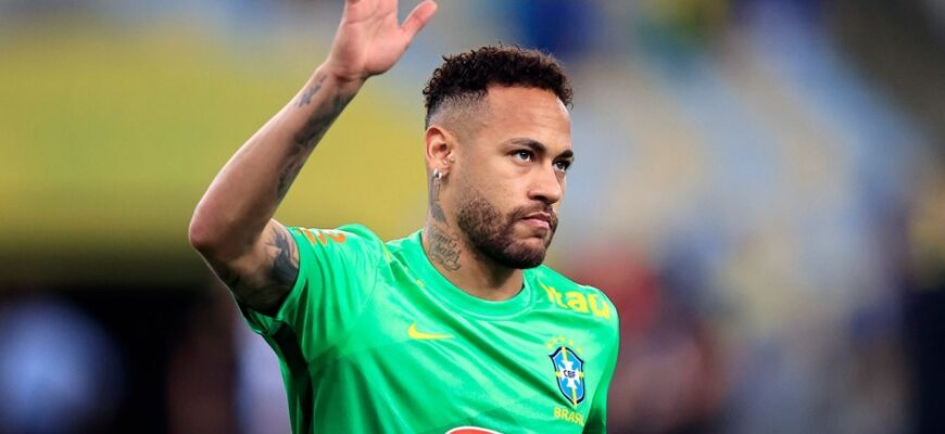 Neymar Marokash bilan o'yindan keyin Braziliya libosxonasida liderlik qildi.