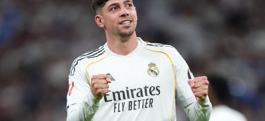 Real Madrid Kamavinga va Valverde uchun narx belgiladi