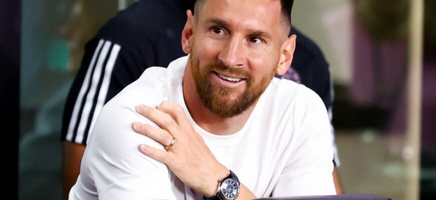 Ronaldo: Messi barcha zamonlarning eng zo'ri — bu soxta xabar!