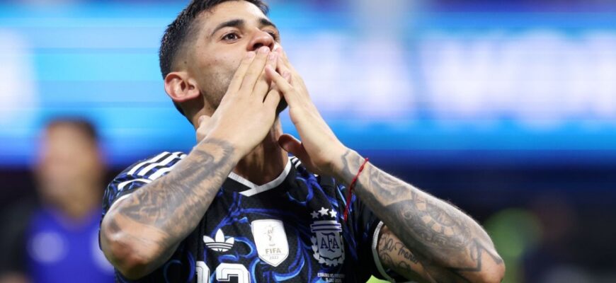 Argentina himoyachisi Romero Jahon chempionati finalidan so‘ng muxlislarga yuzlandi