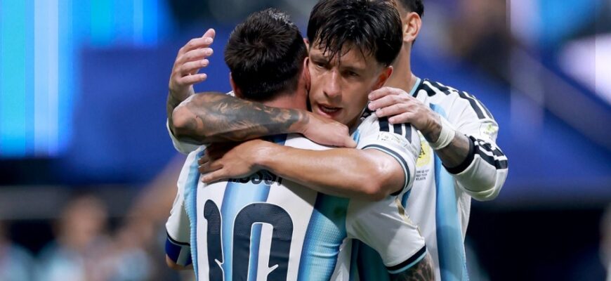 Argentina JCHda ketma-ket 12 o'yinda 1+ gol urgan ilk jamoa