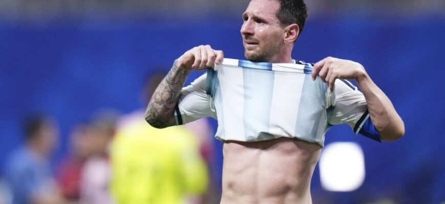 Argentina terma jamoasi dovul tufayli Nyu-Yorkka parvoz qila olmadi