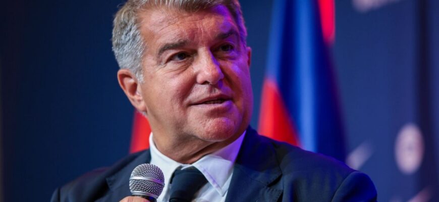 Barselona prezidenti: Karim Adeyemi transferi bugun e'lon qilinadi