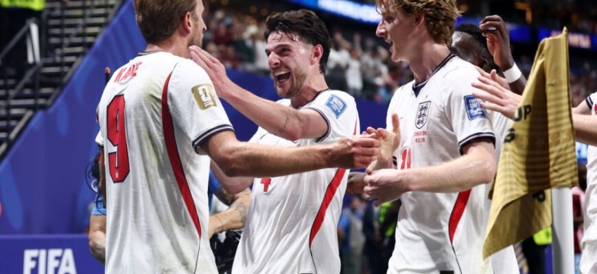 Deklan Rays: Jahon chempionatida og'riqli jarohatiga qaramay maydonda!
