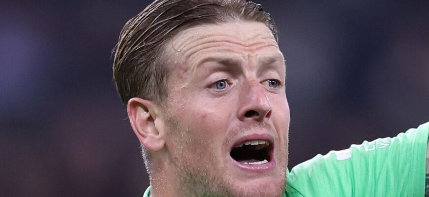 Effenberg: Angliya darvozaboni Pikford — eng zaif!