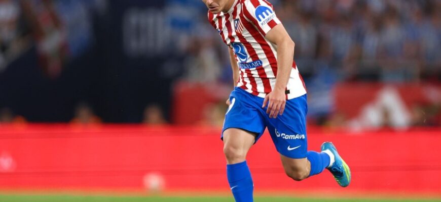 Julian Alvarez "Atletiko"dan ketmoqchi: Simeone nima dedi?