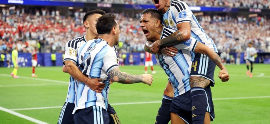 Kanchelskis Angliya - Argentina o'yinini Shotlandiya derbisiga qiyosladi