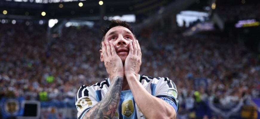 Lionel Messi: Ispaniya – buyuk o'yinchilarga ega ulkan terma jamoa