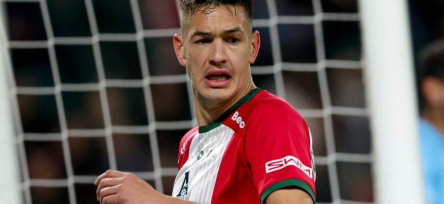 Lokomotiv Montesni "Krus Asul"ga sotishdan bosh tortdi — Eskevel