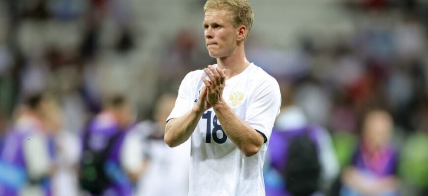Matvey Kislyak tug'ilgan kuni haqida post joyladi. Futbolchi 21 yoshga to'ldi.