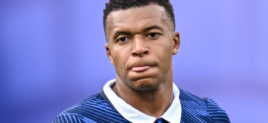 Mbappe: Fransiya futbol federatsiyasi senator haqoratiga qarshi bayonot e'lon qildi.