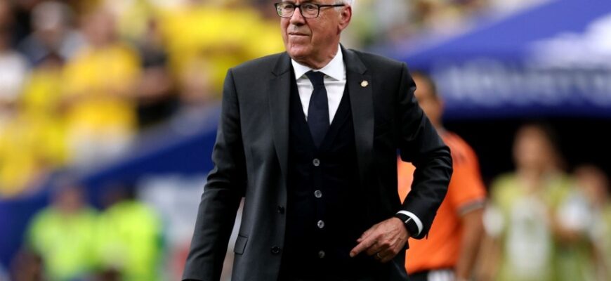 Romario Anchelottiga qarshi: "Braziliya murabbiyi bo'la olmaydi!"