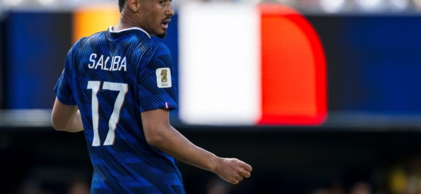 Saliba JCH-2026'ni bel umurtqasi sinishi bilan o'tkazdi