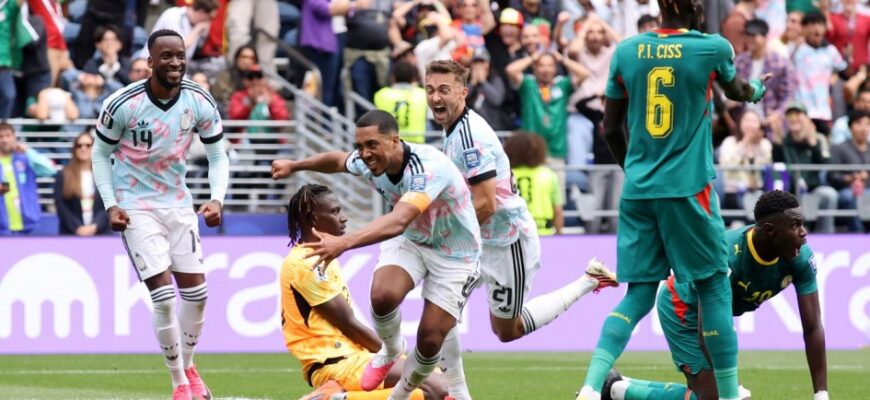 Yuri Tielemans Jahon chempionatlari tarixidagi eng kech gol