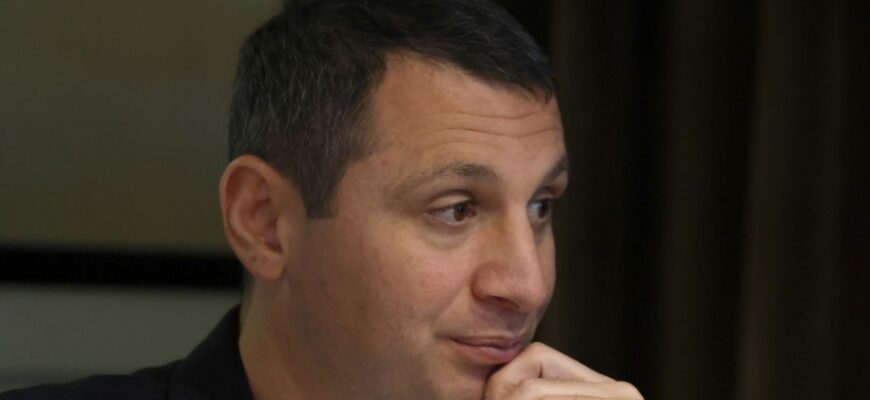 Alan Dzagoev: Safonov Aikinfeev darajasiga yetish uchun nima qilishi kerak?