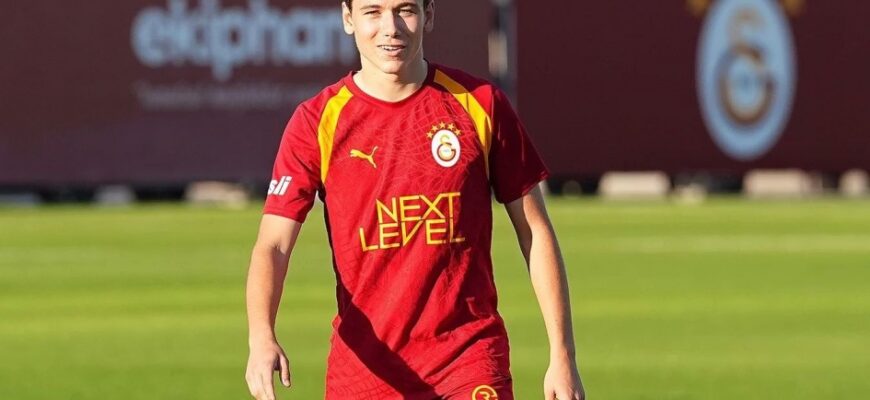 Aleksey Batrakov: Arshavin uning darajasini Turkiya chempionatidan yuqori deb baholadi