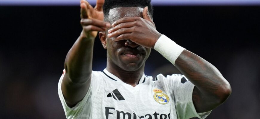 Arsenal Vinisiusning "Real" bilan shartnomasini uzaytirishidan hafsalasi pir bo'ldi