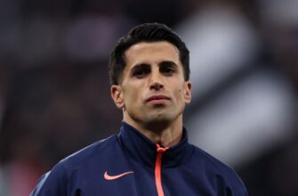 Barselona Joao Kanseluning transferini e'lon qildi