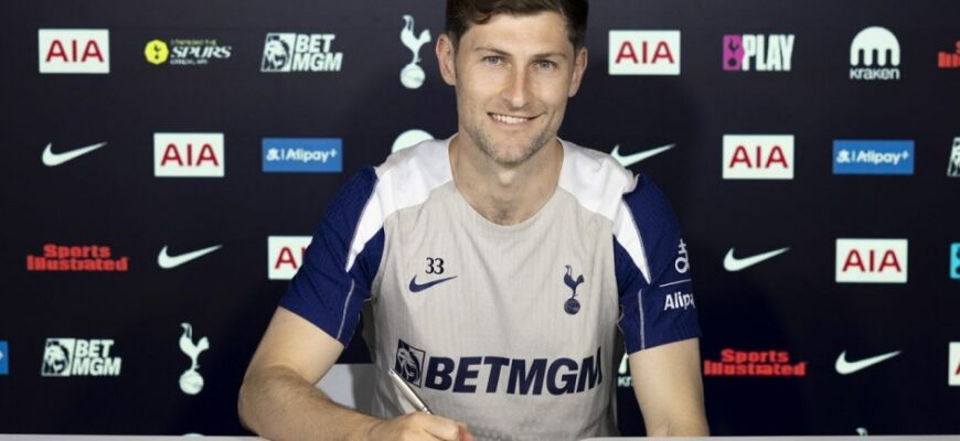 Ben Devis "Tottenhem" bilan shartnomasini uzaytirdi