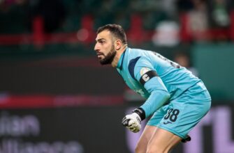Cherchesov "Axmat" darvozaboni Sheliyani qo'llab-quvvatlashdan bosh tortdi: nima uchun keraksiz so'zlar?