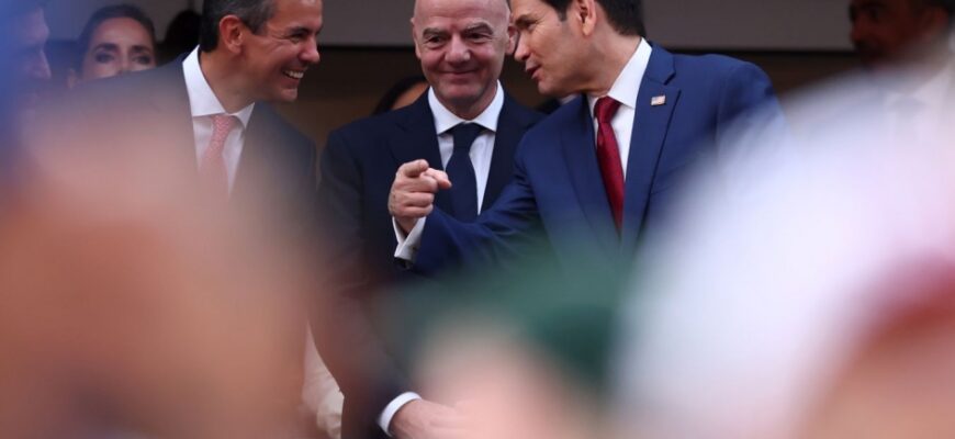 FIFA Infantino nomzodini qo'llab-quvvatlovchi oldindan imzolangan xatlarni tarqatdi