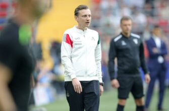 Galaktionov "Lokomotiv" uch himoyachi o'ynatish sababini izohladi