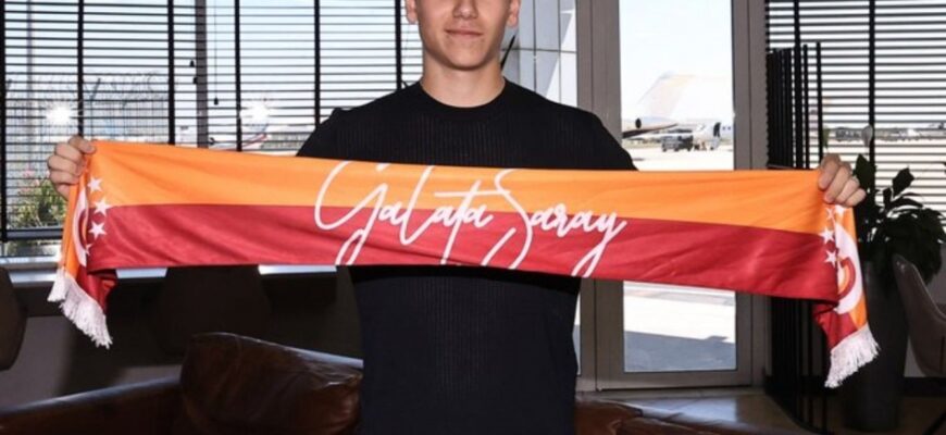 Galatasaray: Batrakov Istanbulga yetib keldi, transfer yakunlanmoqda!