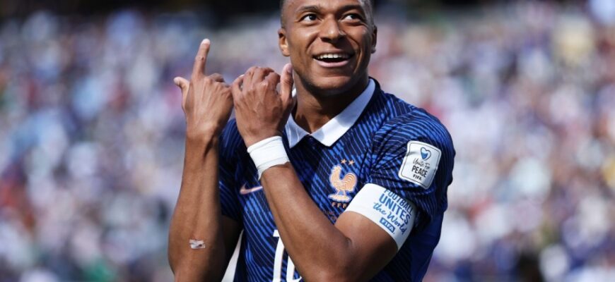 Kylian Mbappe Fransiya terma jamoasi Jahon chempionatlari to'purari