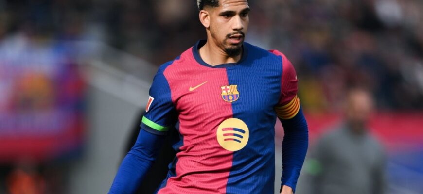 Liverpool «Barselona» sardori Ronald Arauxoni ijaraga oldi — Romano