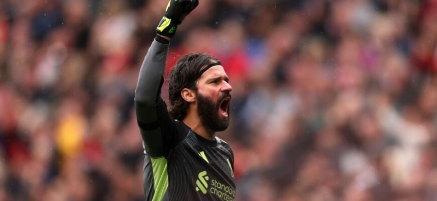 "Liverpul" darvozaboni Alisson "Komo" bilan o'yinni sharhladi