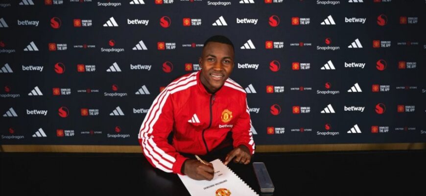Manchester Yunayted kolumbiyalik yarimhimoyachi Kristian Oroskoni imzoladi